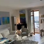 Апартаменты Ich Kenne Ein Haus Am Путбус